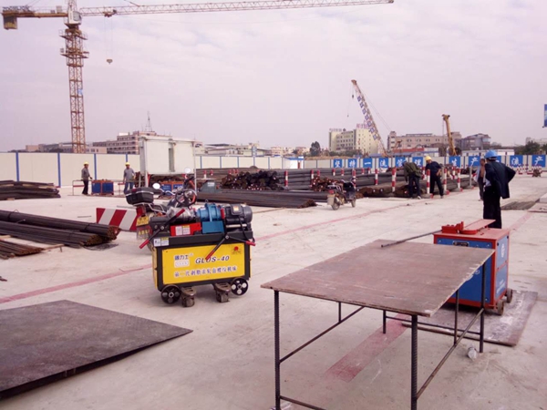 固力士 滾絲機(jī)